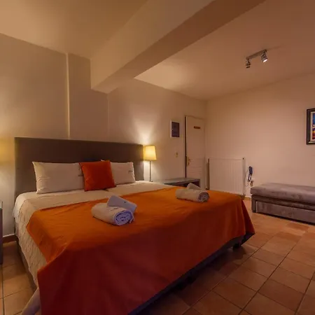 Kastro Maini 3*