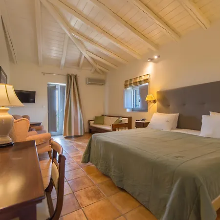 Kastro Maini Hotel