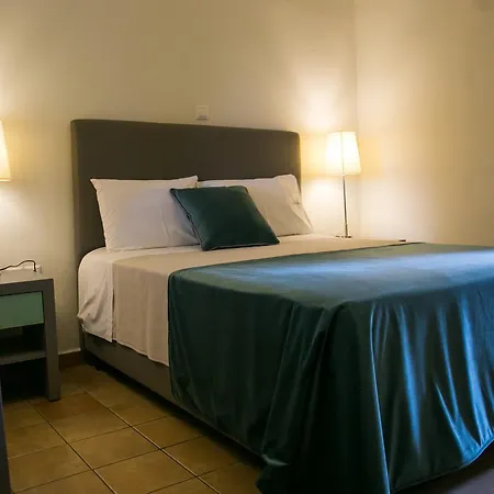 Hotel Kastro Maini
