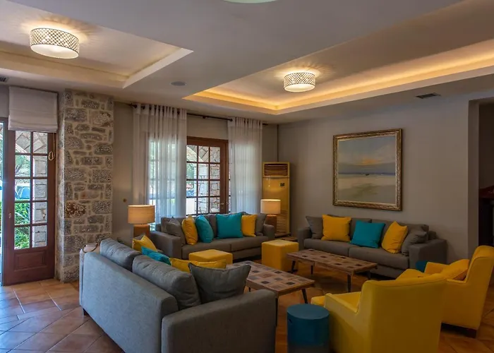 Ξενοδοχείο κάστρο μαΐνη 3*