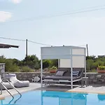 Kastro Maini 3*