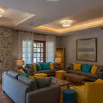 Hotel Kastro Maini 3*