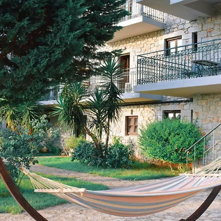 Kastro Maini Otel 3*