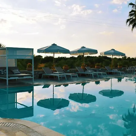 Kastro Maini Szálloda