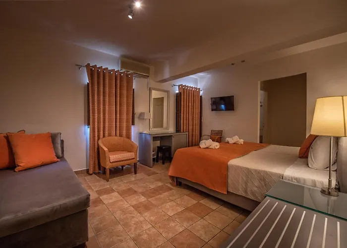 Otel Kastro Maini 3*