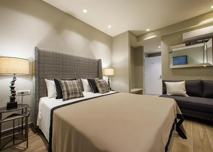 Kastro Maini Otel 3*