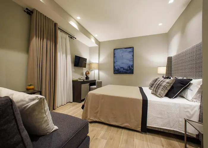 Kastro Maini Otel 3*